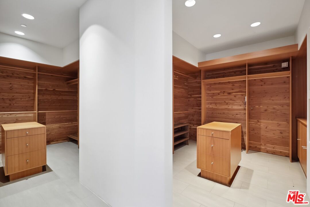 2238 Stradella Road Los Angeles, CA 90077 - Photo 45 of 75