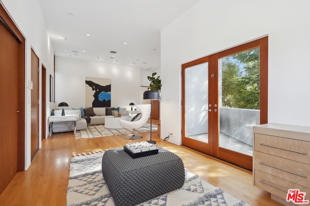 2238 Stradella Road Los Angeles, CA 90077 - Photo 53 of 75