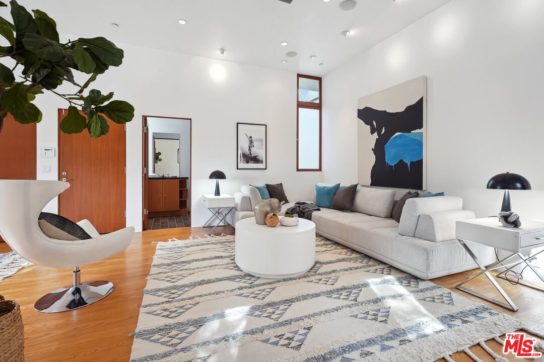 2238 Stradella Road Los Angeles, CA 90077 - Photo 55 of 75
