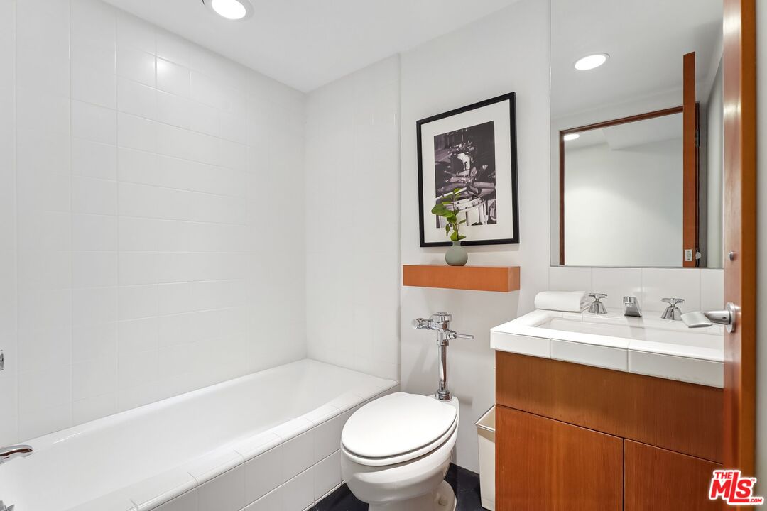 2238 Stradella Road Los Angeles, CA 90077 - Photo 56 of 75