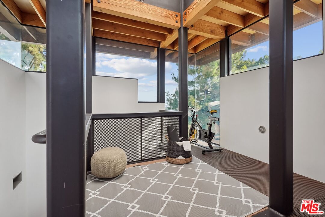 2238 Stradella Road Los Angeles, CA 90077 - Photo 57 of 75