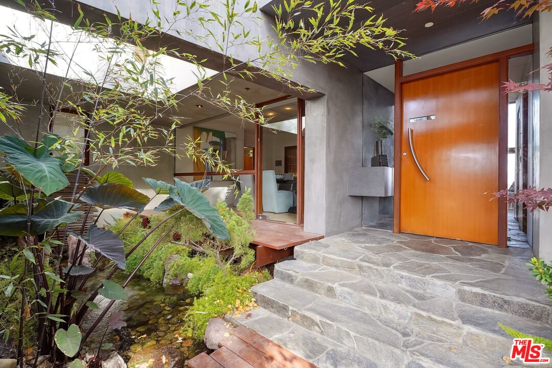 2238 Stradella Road Los Angeles, CA 90077 - Photo 62 of 75