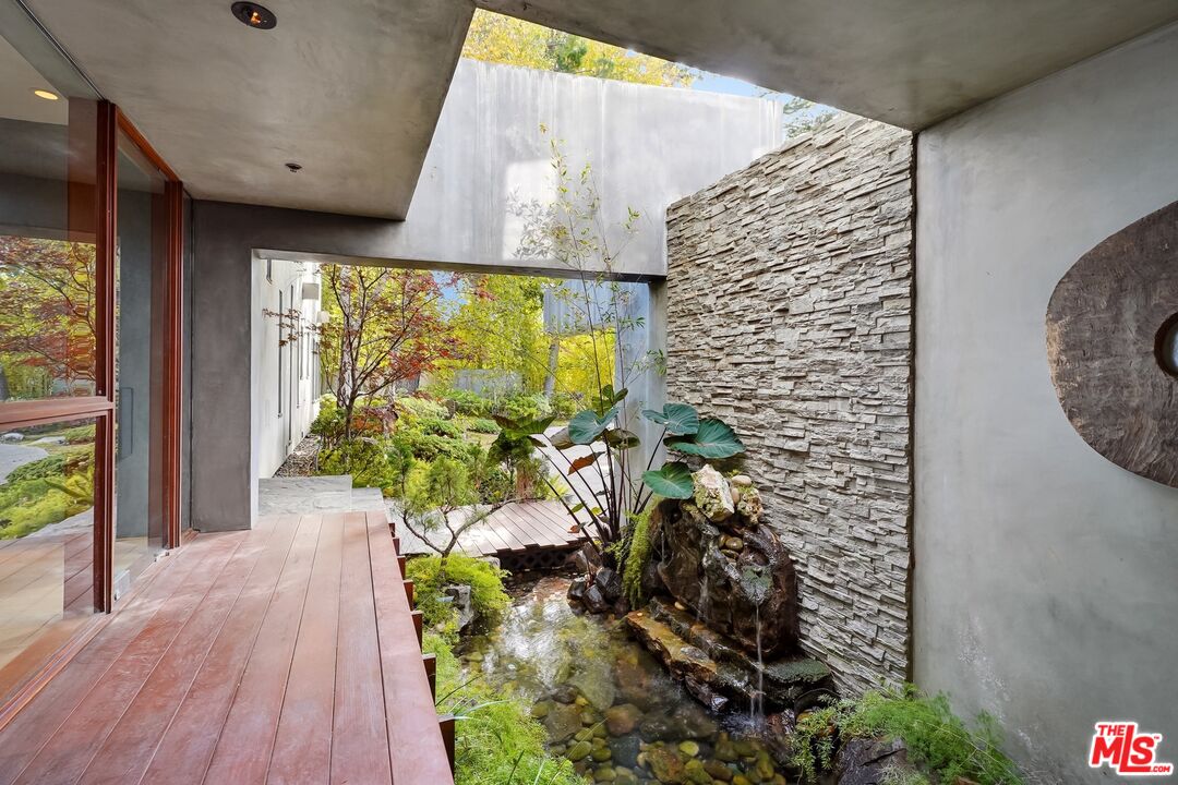 2238 Stradella Road Los Angeles, CA 90077 - Photo 63 of 75