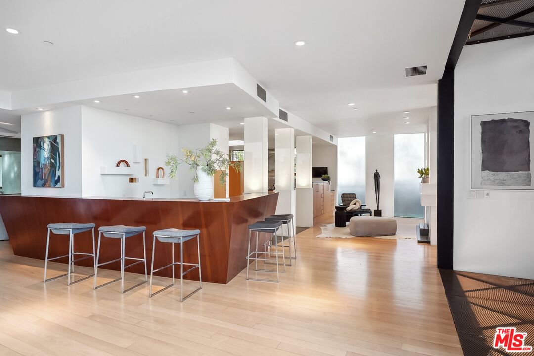 2238 Stradella Road Los Angeles, CA 90077 - Photo 9 of 75