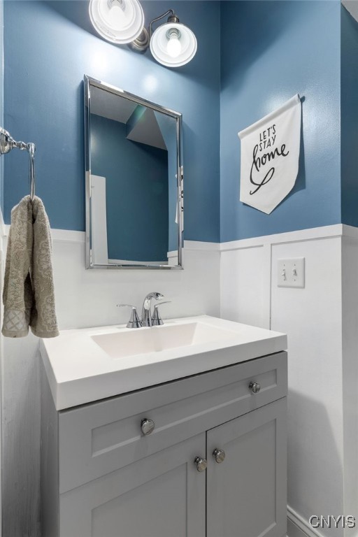 28 Calloway Drive Owasco, NY 13021 - Photo 17 of 48 Main Level Powder Rpoom