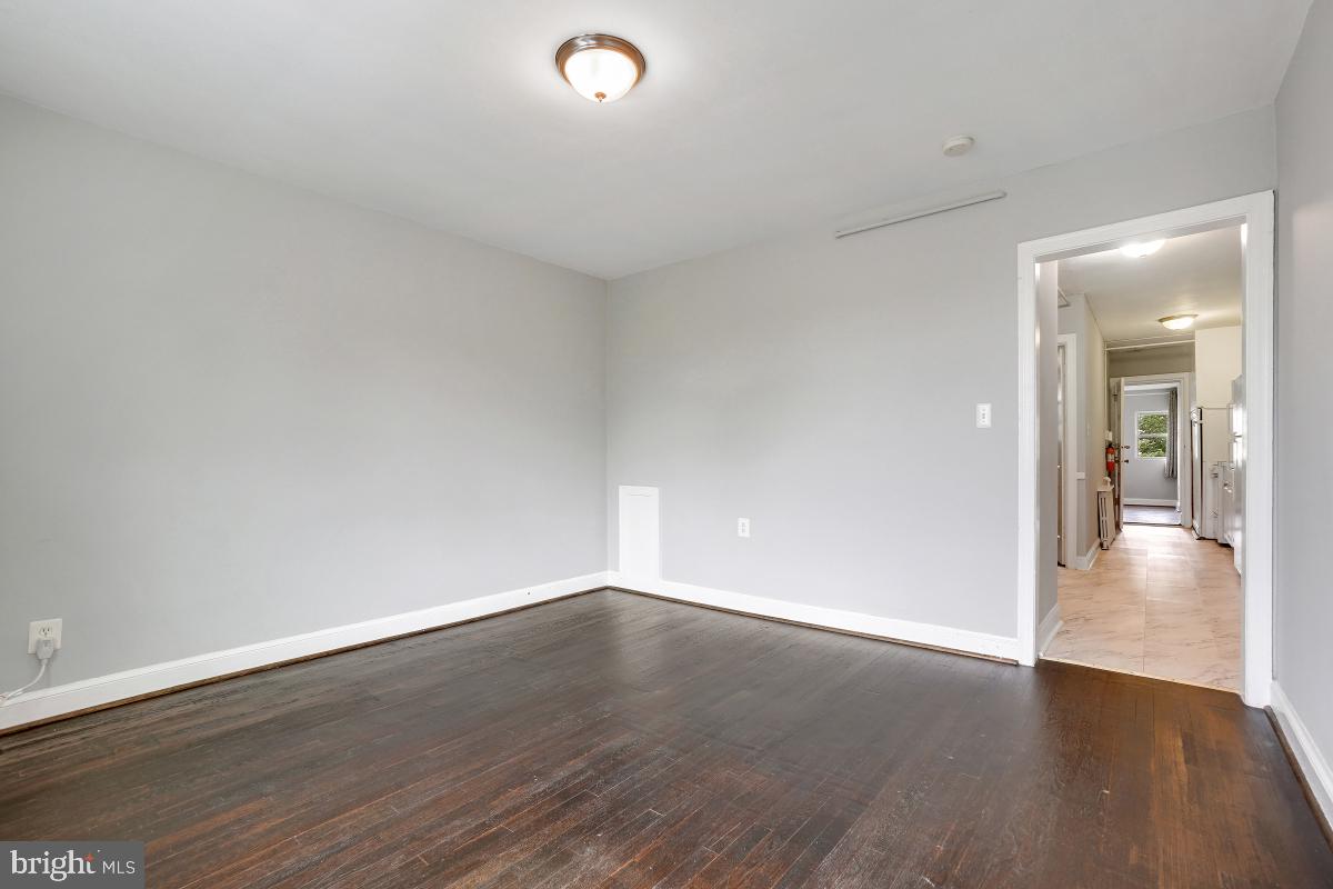 330 20th Street Northeast, Unit A Washington, DC 20002 - Photo 17 of 18