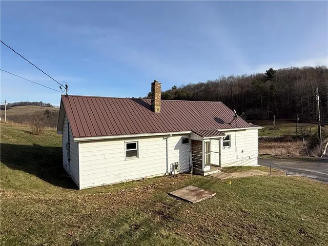 $68,500 | 11 Boddorf Road, Ringgold, PA 15770
