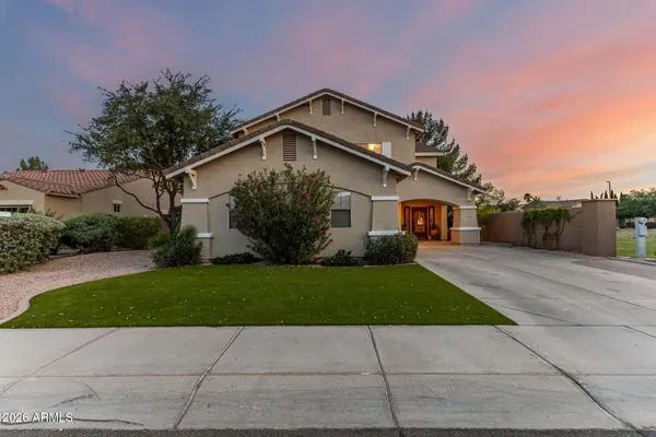 $725,000 | 1271 East Canyon Creek Drive, Gilbert, AZ 85295
