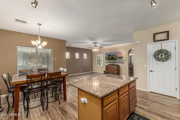 $725,000 | 1271 East Canyon Creek Drive, Gilbert, AZ 85295