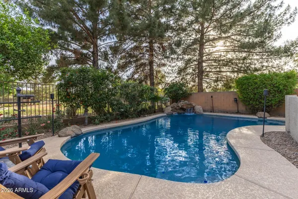 $725,000 | 1271 East Canyon Creek Drive, Gilbert, AZ 85295