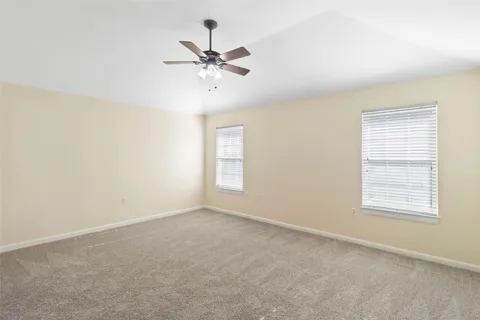 $350,000 | 915 West Palmcrest Court, Pearland, TX 77584