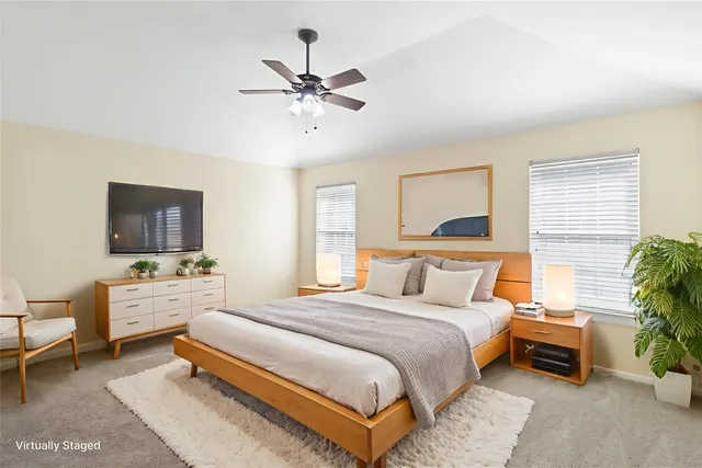 $350,000 | 915 West Palmcrest Court, Pearland, TX 77584