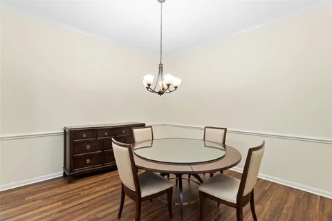 $350,000 | 915 West Palmcrest Court, Pearland, TX 77584