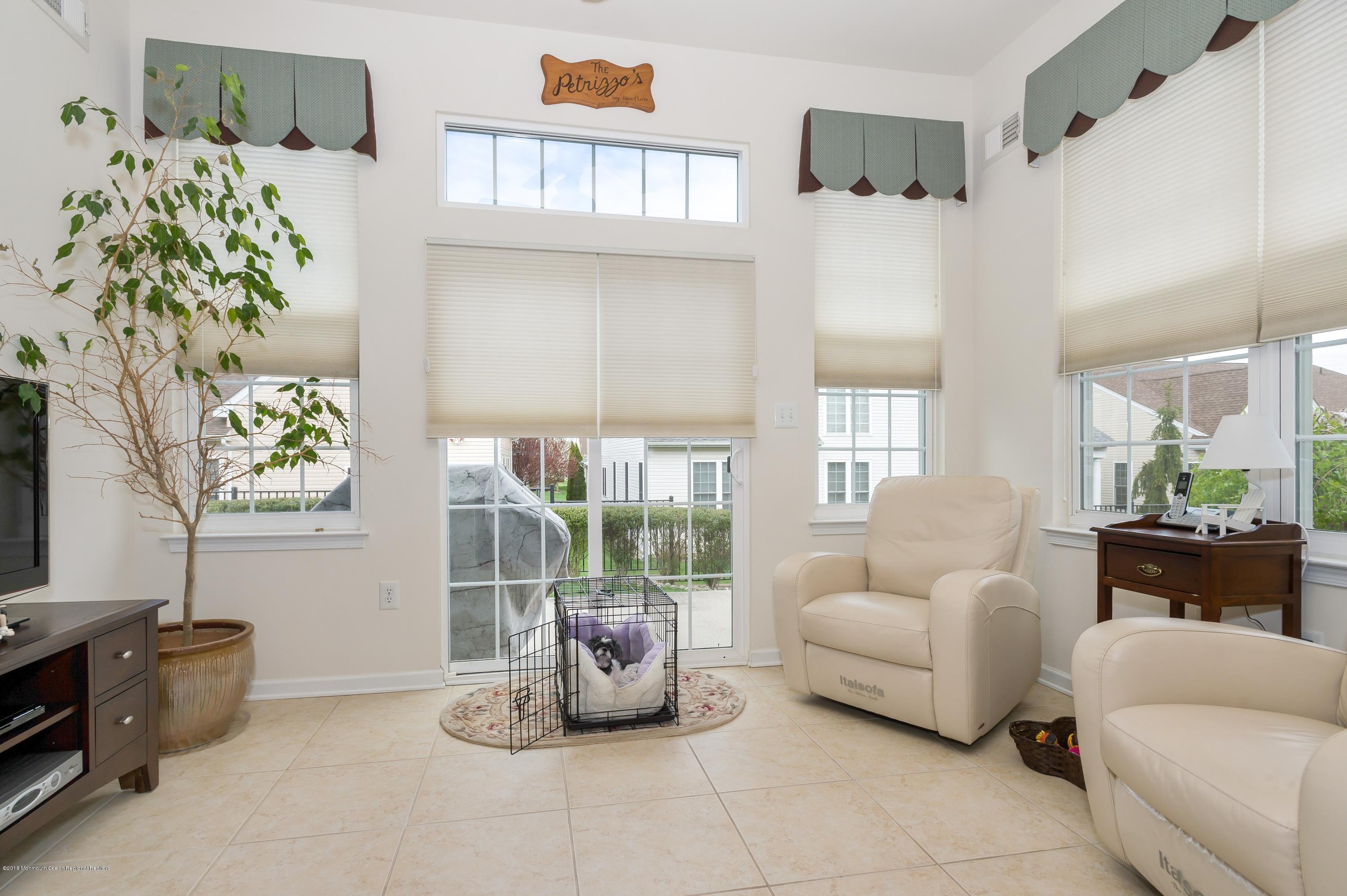 39 Kings Mill Road Monroe Township, NJ 08831 - Photo 6 of 26 Sun Room Lined with WIndows!