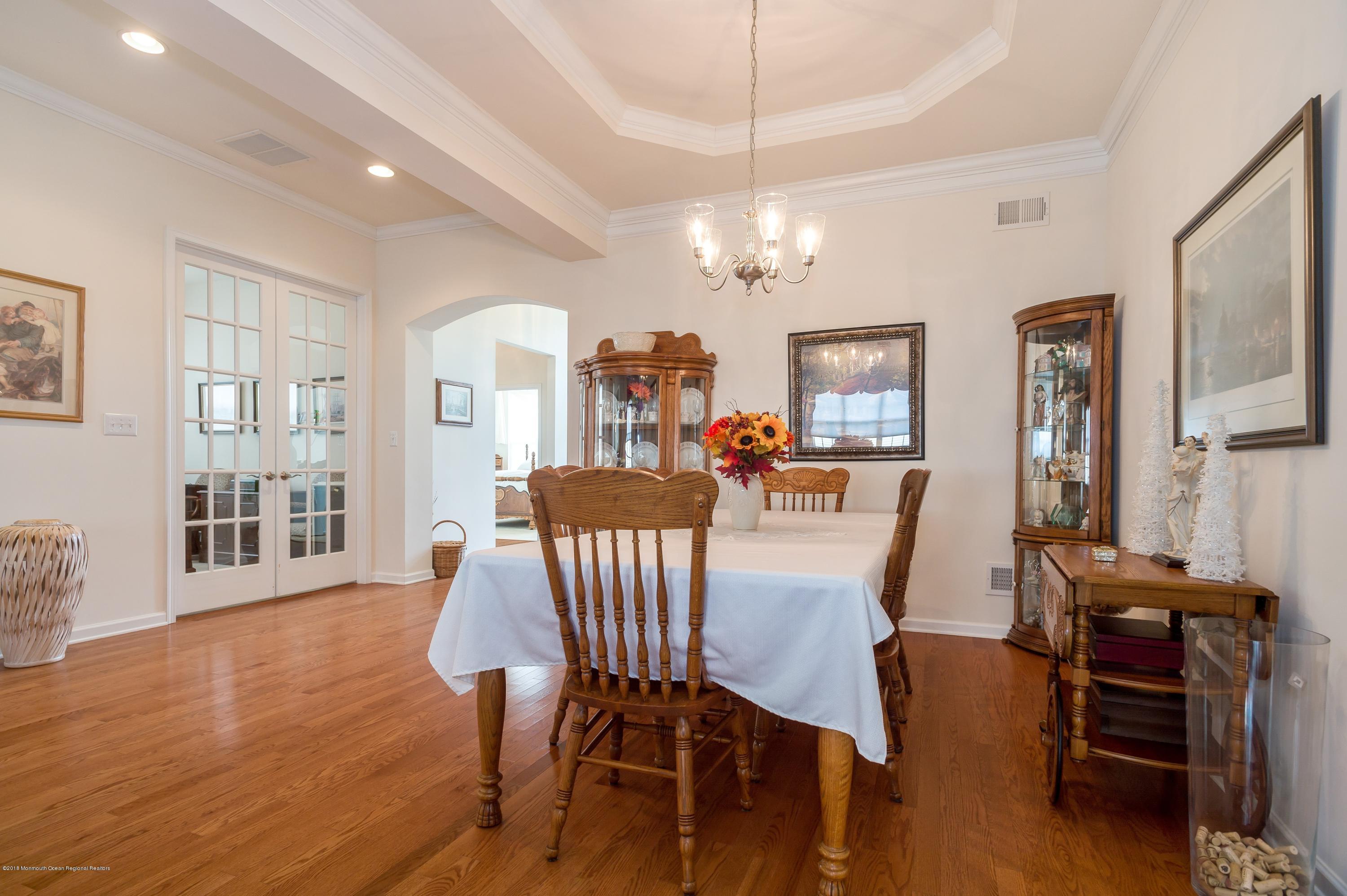 39 Kings Mill Road Monroe Township, NJ 08831 - Photo 8 of 26 Dining Room
