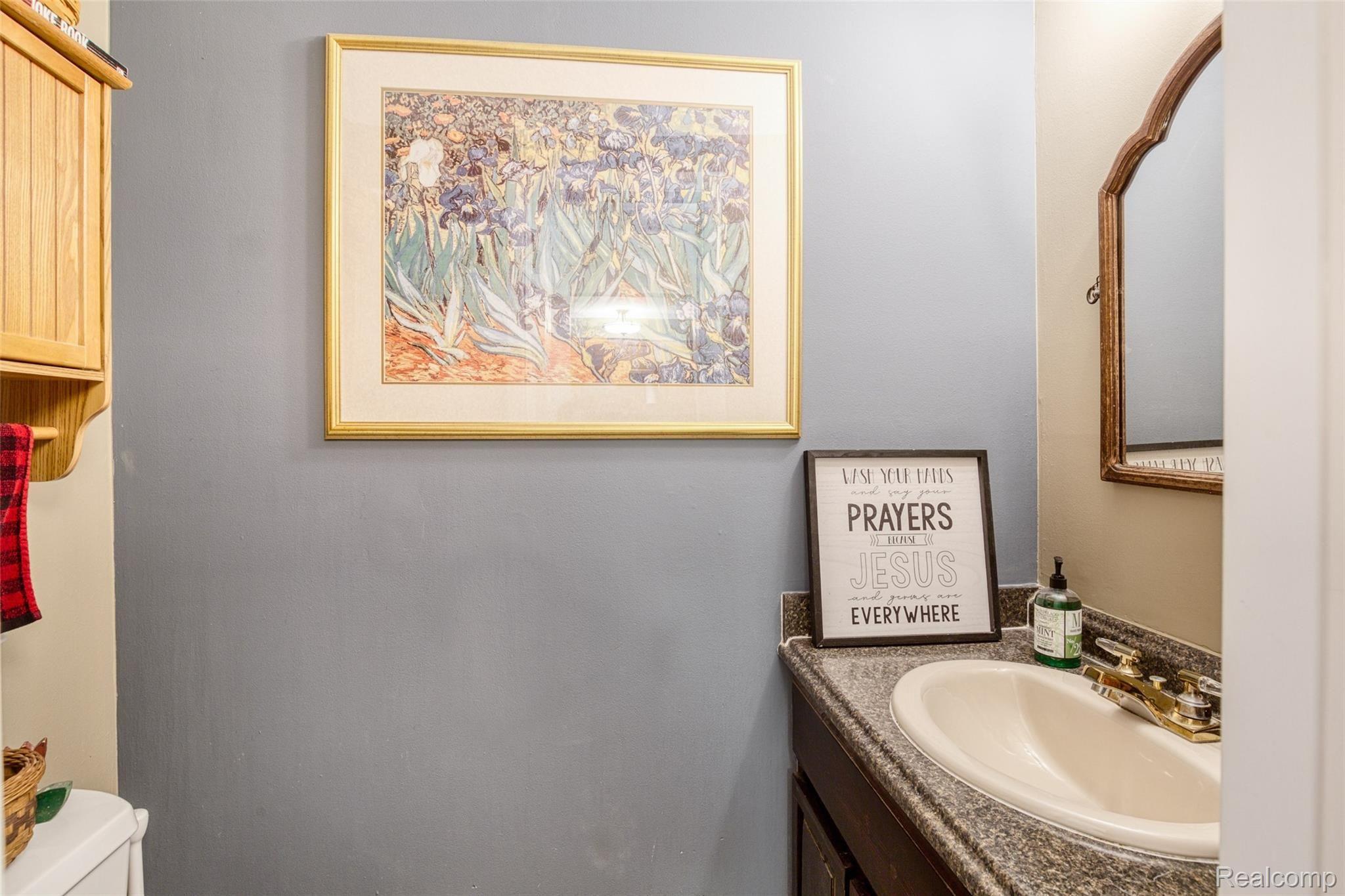 510 Tennyson, Unit 56 Rochester, MI 48307 - Photo 8 of 30 592A3590.jpg
