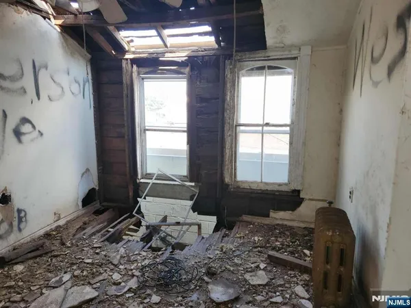 $349,000 | 26 Van Orden Place, Hackensack, NJ 07601