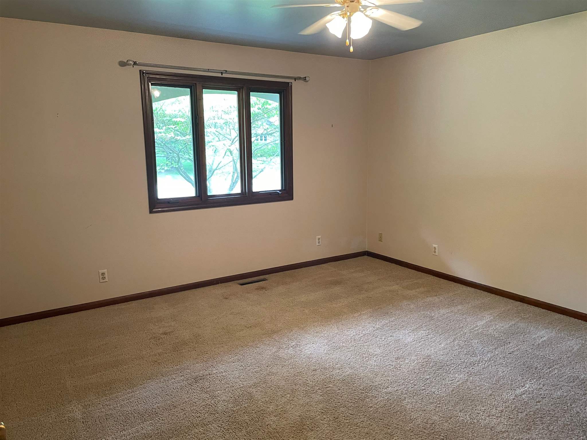 2017 Village Road La Porte, IN 46350 - Photo 12 of 12 Gallery Image 12