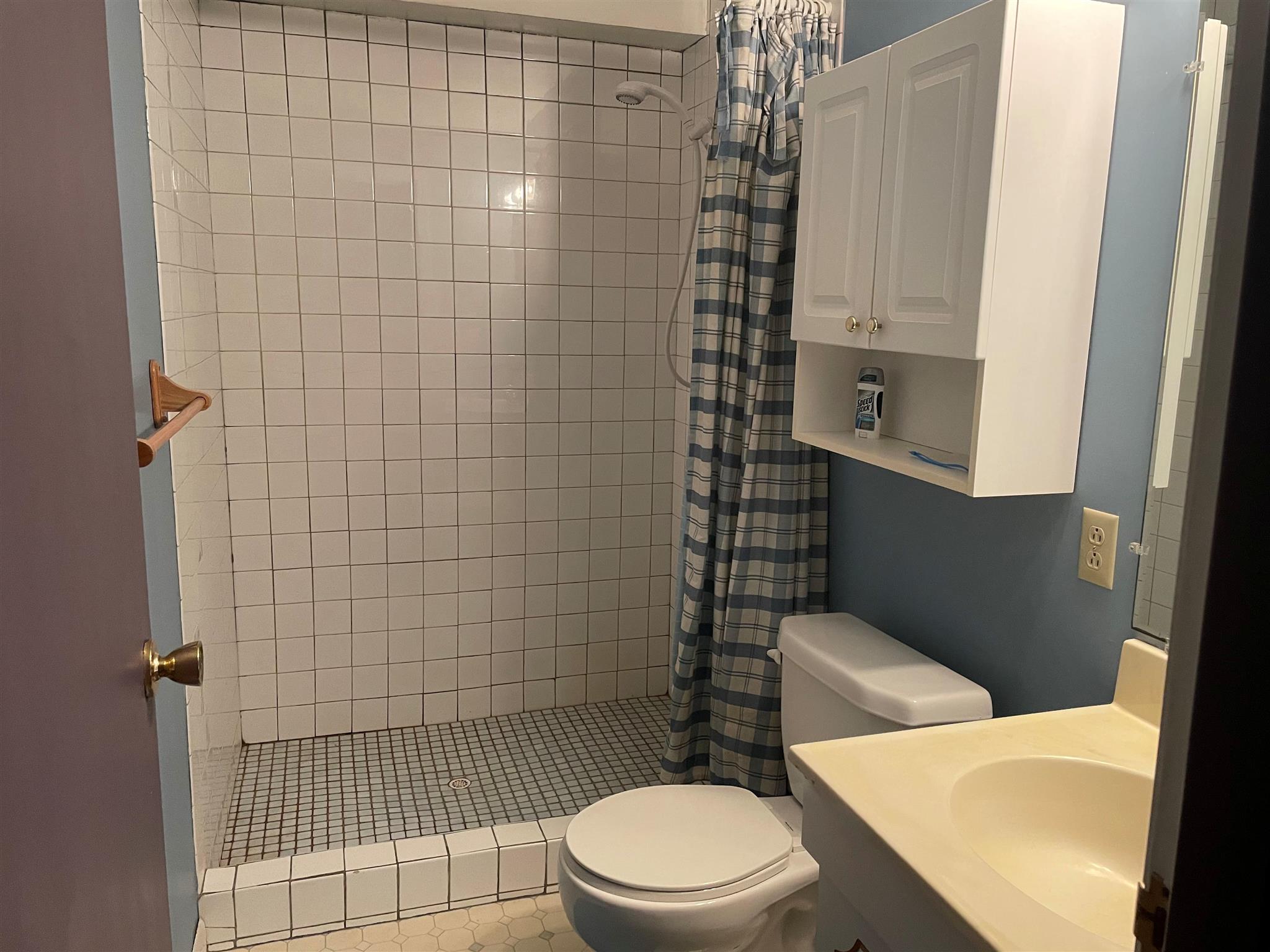 2017 Village Road La Porte, IN 46350 - Photo 8 of 12 Gallery Image 8