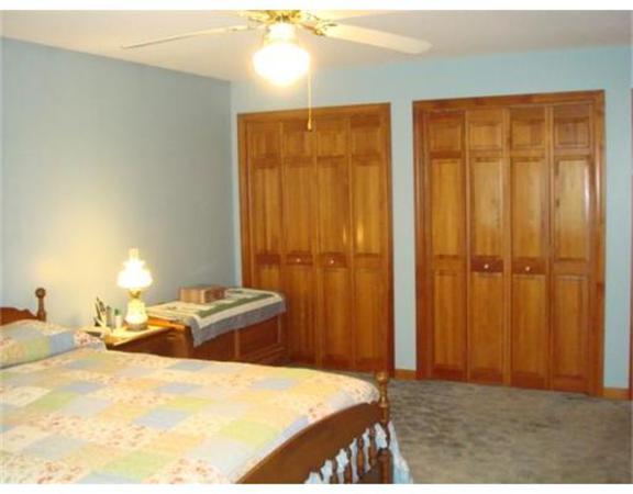 10 Pine Hill Road Easthampton, MA 01027 - Photo 13 of 23 Gallery Image 13