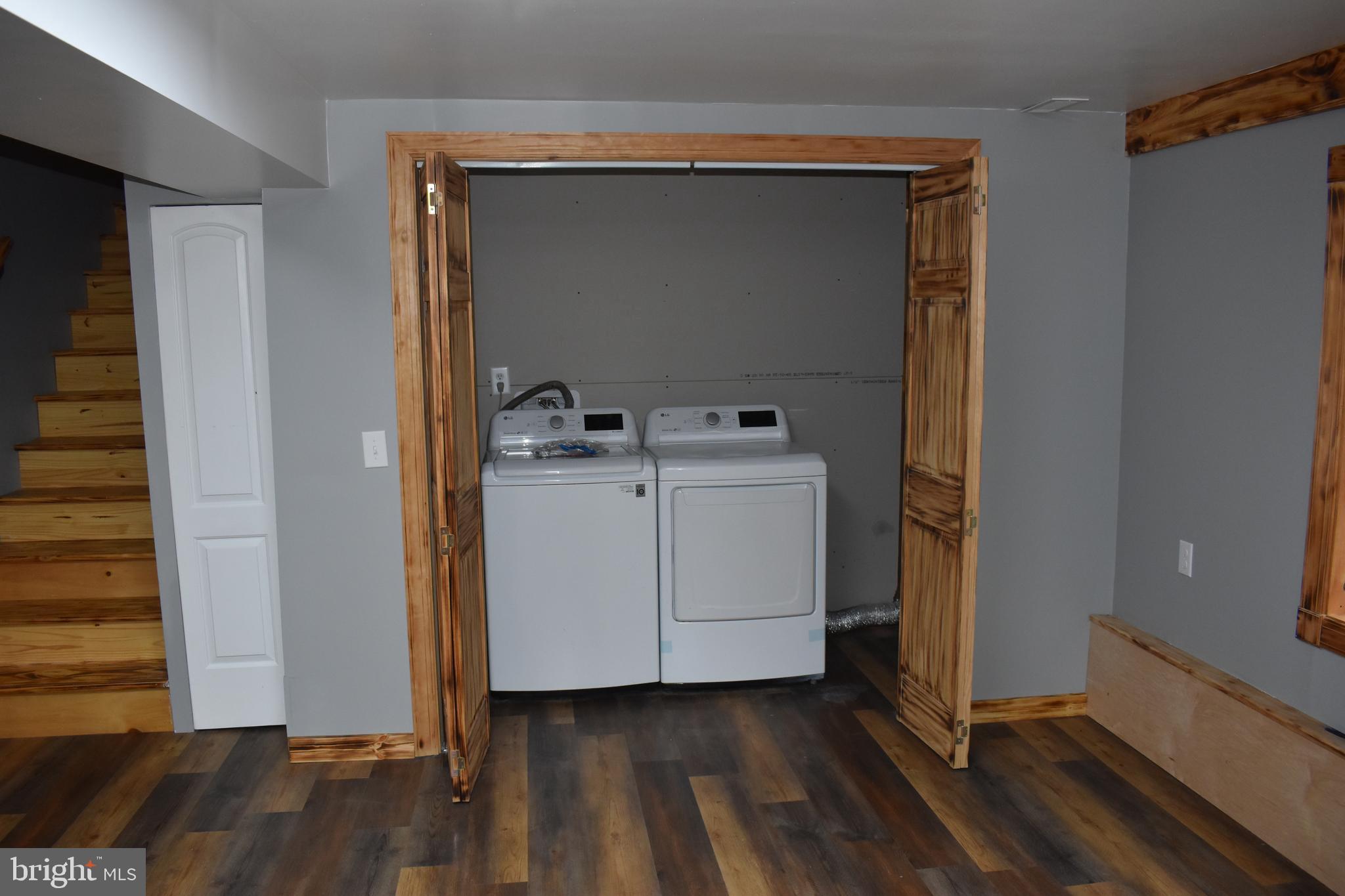 6181 Bethlehem Road Preston, MD 21655 - Photo 25 of 35 WASHER/DRYER CLOSET in GAMEROOM