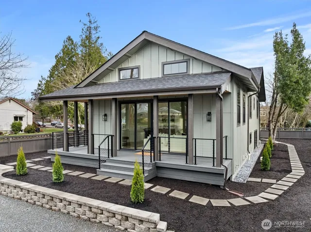$975,000 | 9003 30th Avenue Southwest, Seattle, WA 98126