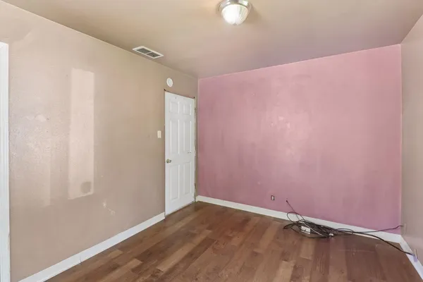 $350,000 | 1022 Frienza Avenue, Sacramento, CA 95815