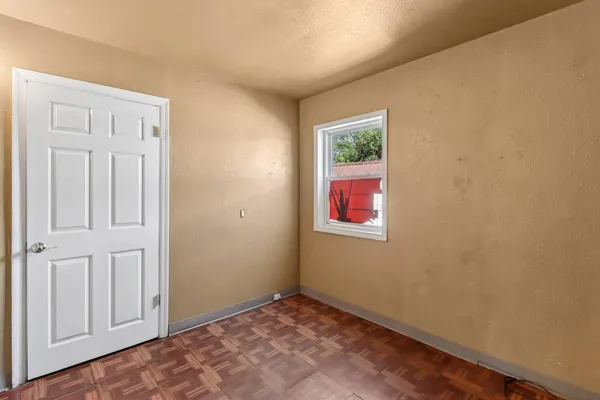 $350,000 | 1022 Frienza Avenue, Sacramento, CA 95815