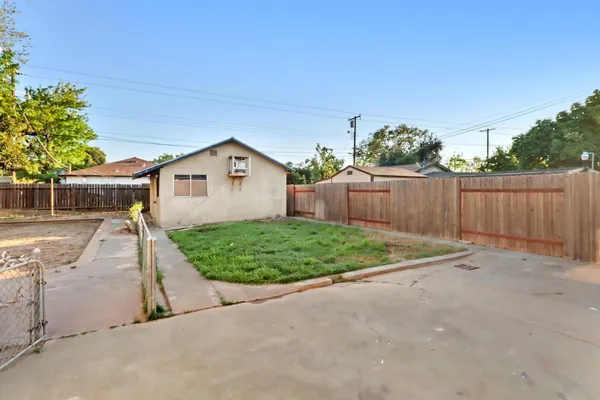 $350,000 | 1022 Frienza Avenue, Sacramento, CA 95815