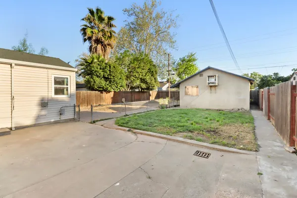 $350,000 | 1022 Frienza Avenue, Sacramento, CA 95815