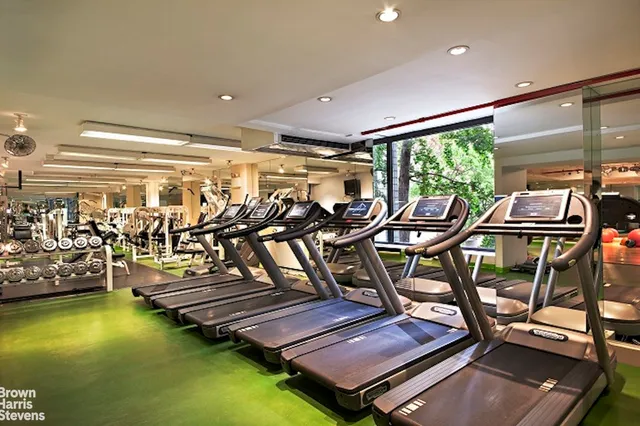 $5,100,000 | 5 East 22nd Street, Unit PHN | Flatiron