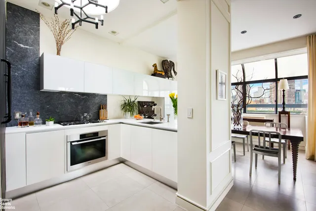 $5,100,000 | 5 East 22nd Street, Unit PHN | Flatiron