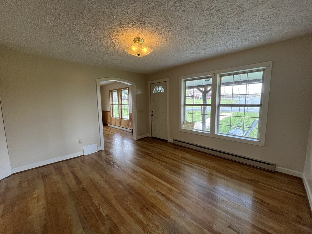 586 Deer Ridge Road Hillsville, VA 24343 - Photo 25 of 34 Gallery Image 25