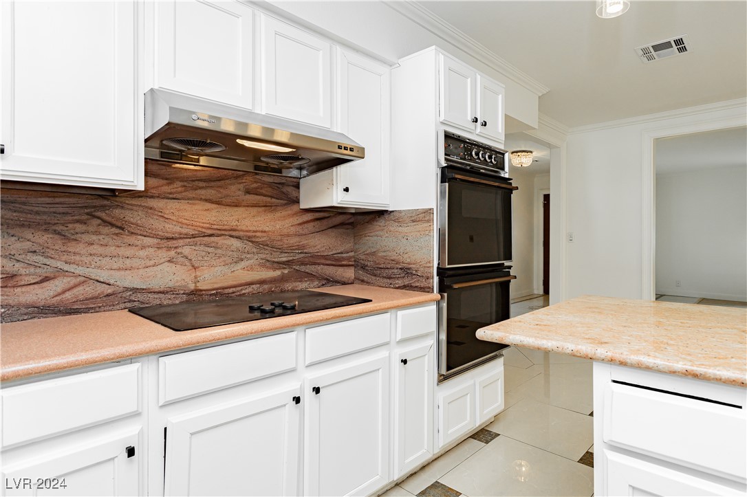 3045 South Lindell Road Las Vegas, NV 89146 - Photo 13 of 48 Gallery Image 13
