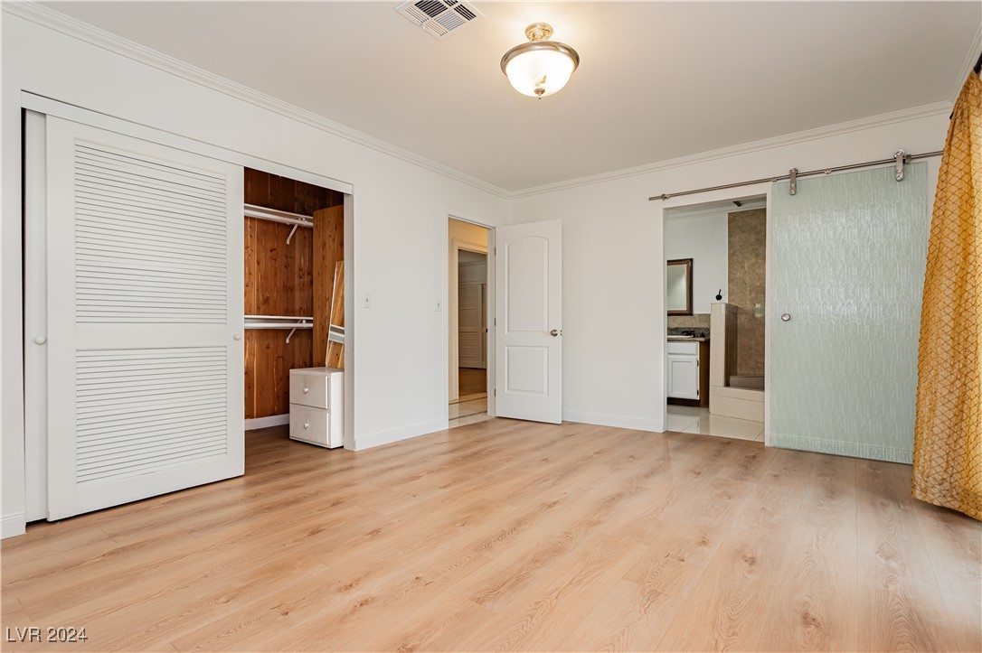 3045 South Lindell Road Las Vegas, NV 89146 - Photo 16 of 48 Gallery Image 16