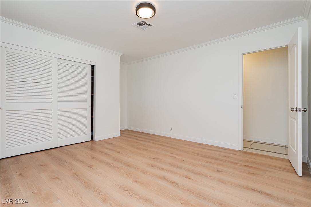 3045 South Lindell Road Las Vegas, NV 89146 - Photo 20 of 48 Gallery Image 20