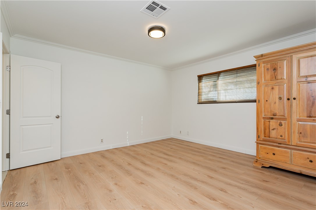 3045 South Lindell Road Las Vegas, NV 89146 - Photo 21 of 48 Gallery Image 21