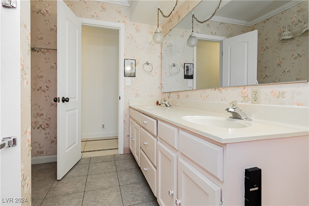 3045 South Lindell Road Las Vegas, NV 89146 - Photo 23 of 48 Gallery Image 23