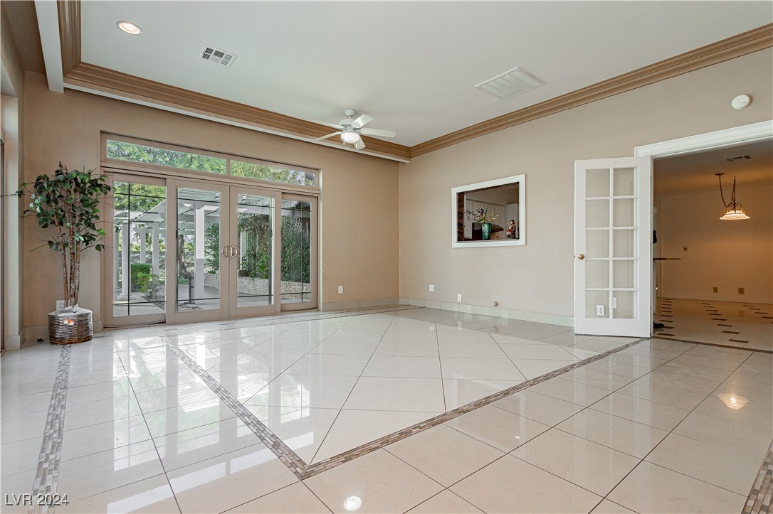 3045 South Lindell Road Las Vegas, NV 89146 - Photo 25 of 48 Gallery Image 25