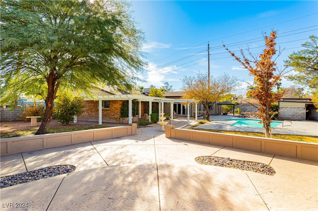 3045 South Lindell Road Las Vegas, NV 89146 - Photo 41 of 48 Gallery Image 41