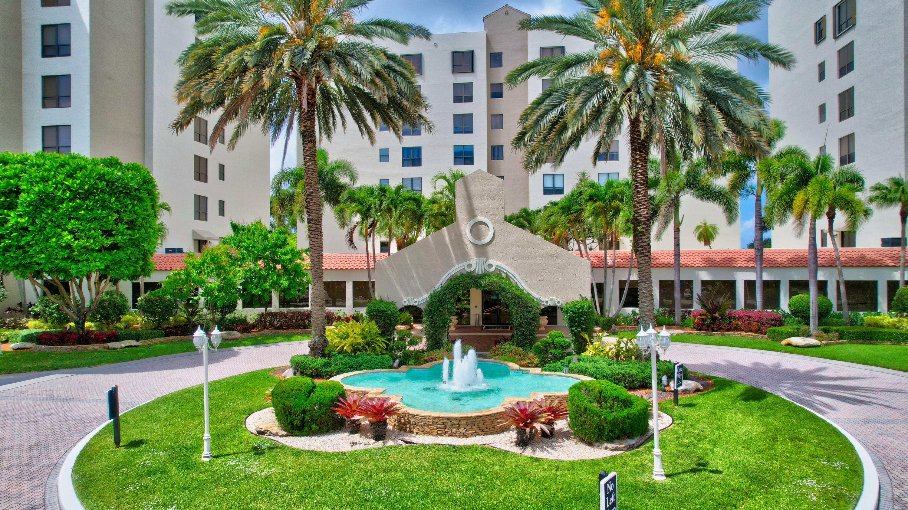 7235 Promenade Drive, Unit 802J Boca Raton, FL 33433 - Photo 1 of 49 Front