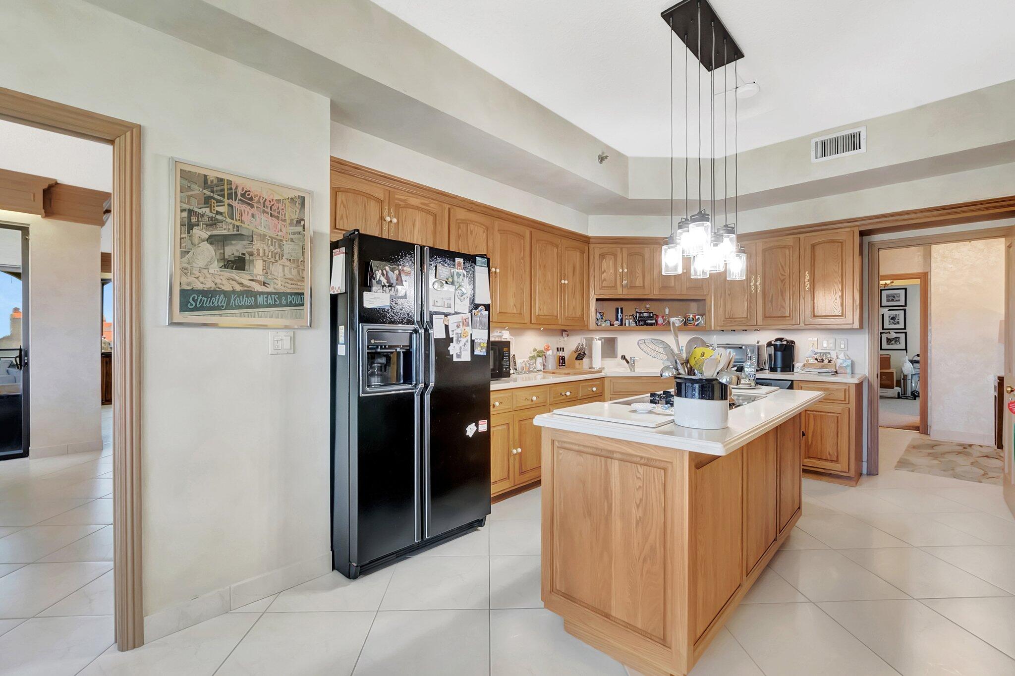 7235 Promenade Drive, Unit 802J Boca Raton, FL 33433 - Photo 11 of 49 Kitchen
