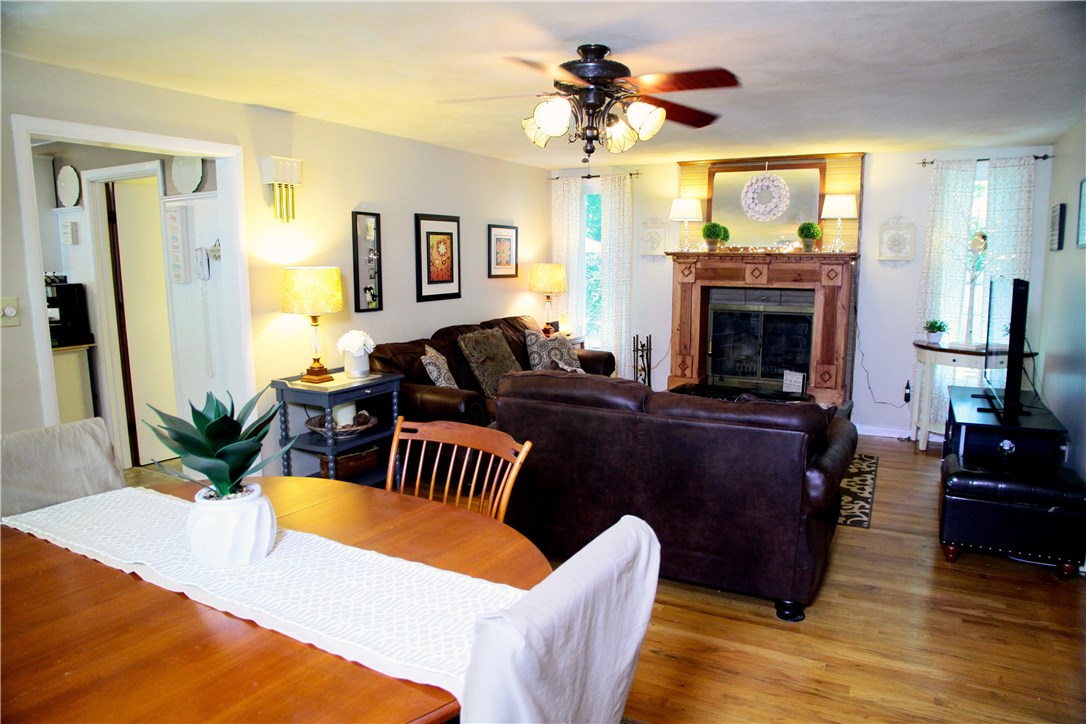 394 Old River Road Lincoln, RI 02838 - Photo 11 of 34 Gallery Image 11