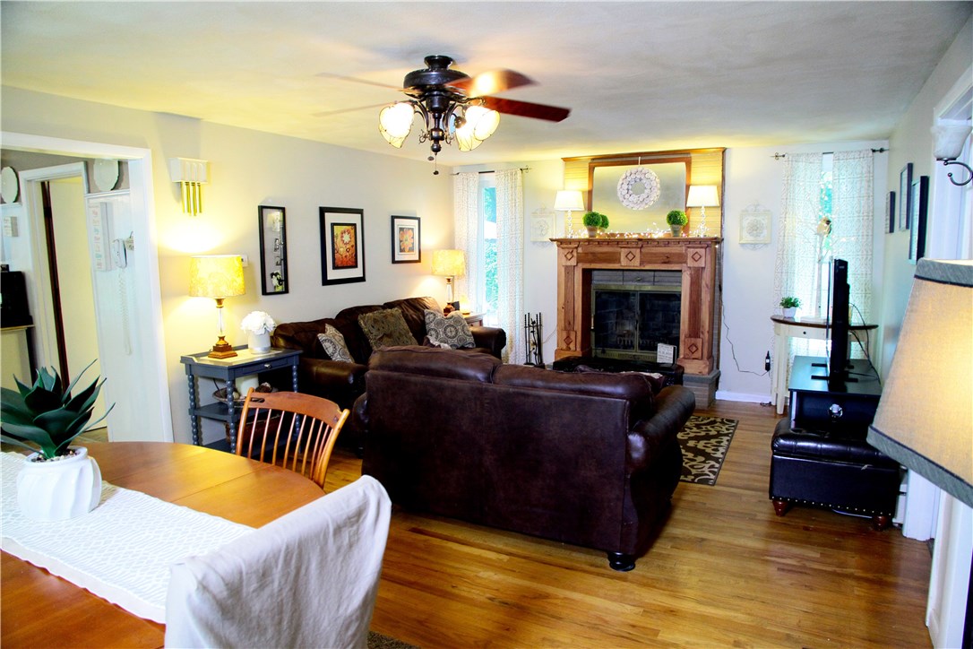 394 Old River Road Lincoln, RI 02838 - Photo 12 of 34 Gallery Image 12