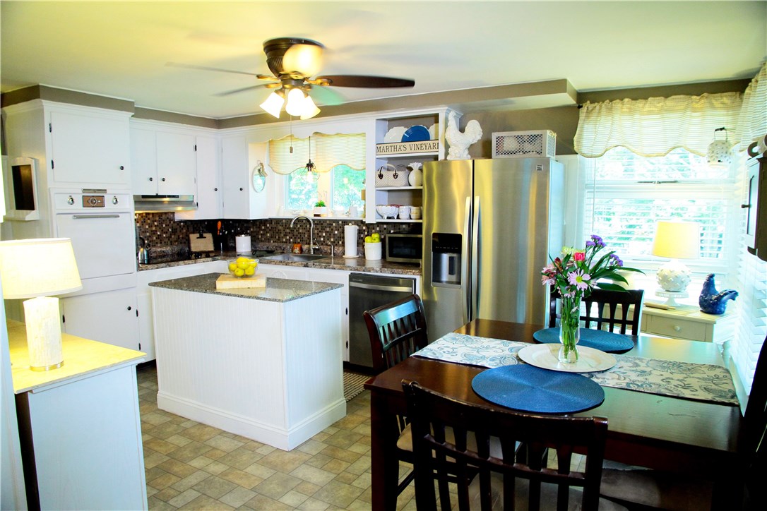 394 Old River Road Lincoln, RI 02838 - Photo 7 of 34 Gallery Image 7