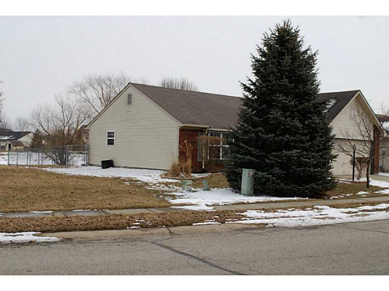 445 East Pine Ridge Drive Westfield, IN 46074 - Photo 10 of 14