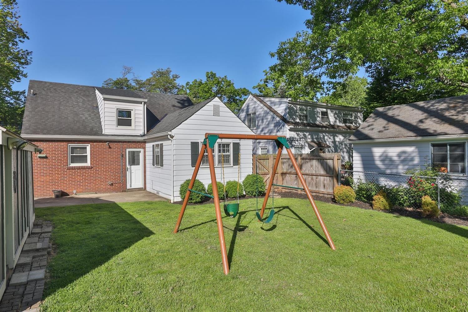 6908 Thorndike Road Mariemont, OH 45227 - Photo 22 of 33