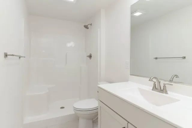 $450,000 | 2503 Treeline Drive, Bloomington, IL 61704