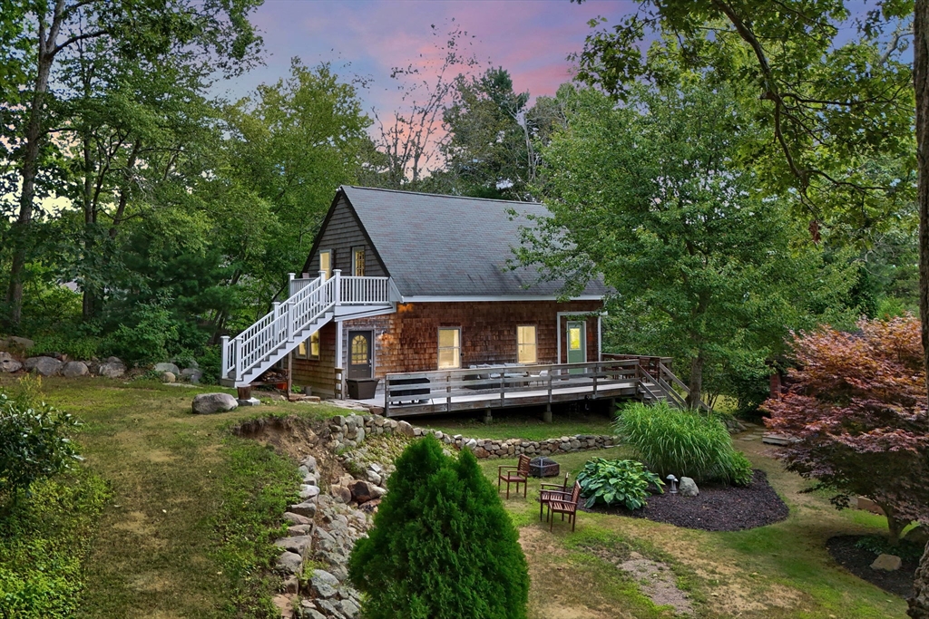 42 Englewood Road Gloucester, MA 01930 - Photo 1 of 40 Gallery Image 1
