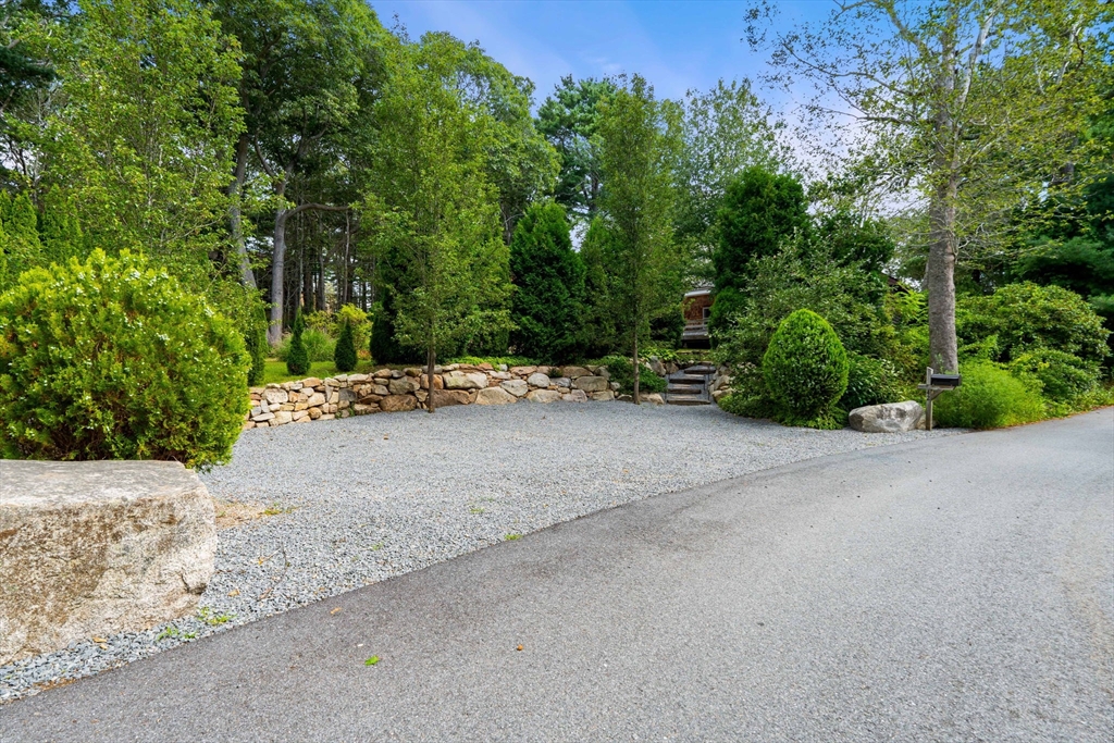 42 Englewood Road Gloucester, MA 01930 - Photo 35 of 40 Gallery Image 35